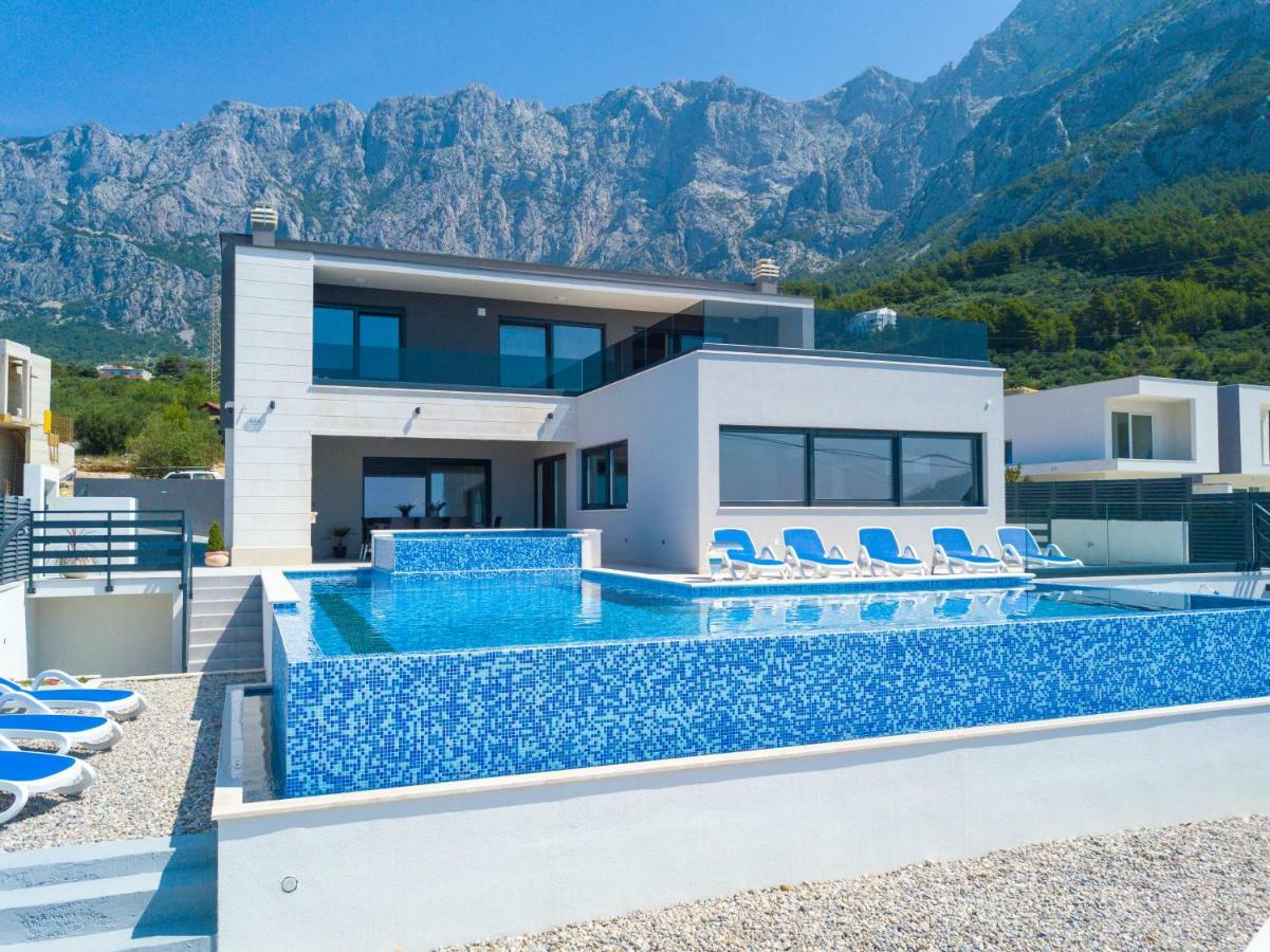Villa Lacus Макарска Екстериор снимка